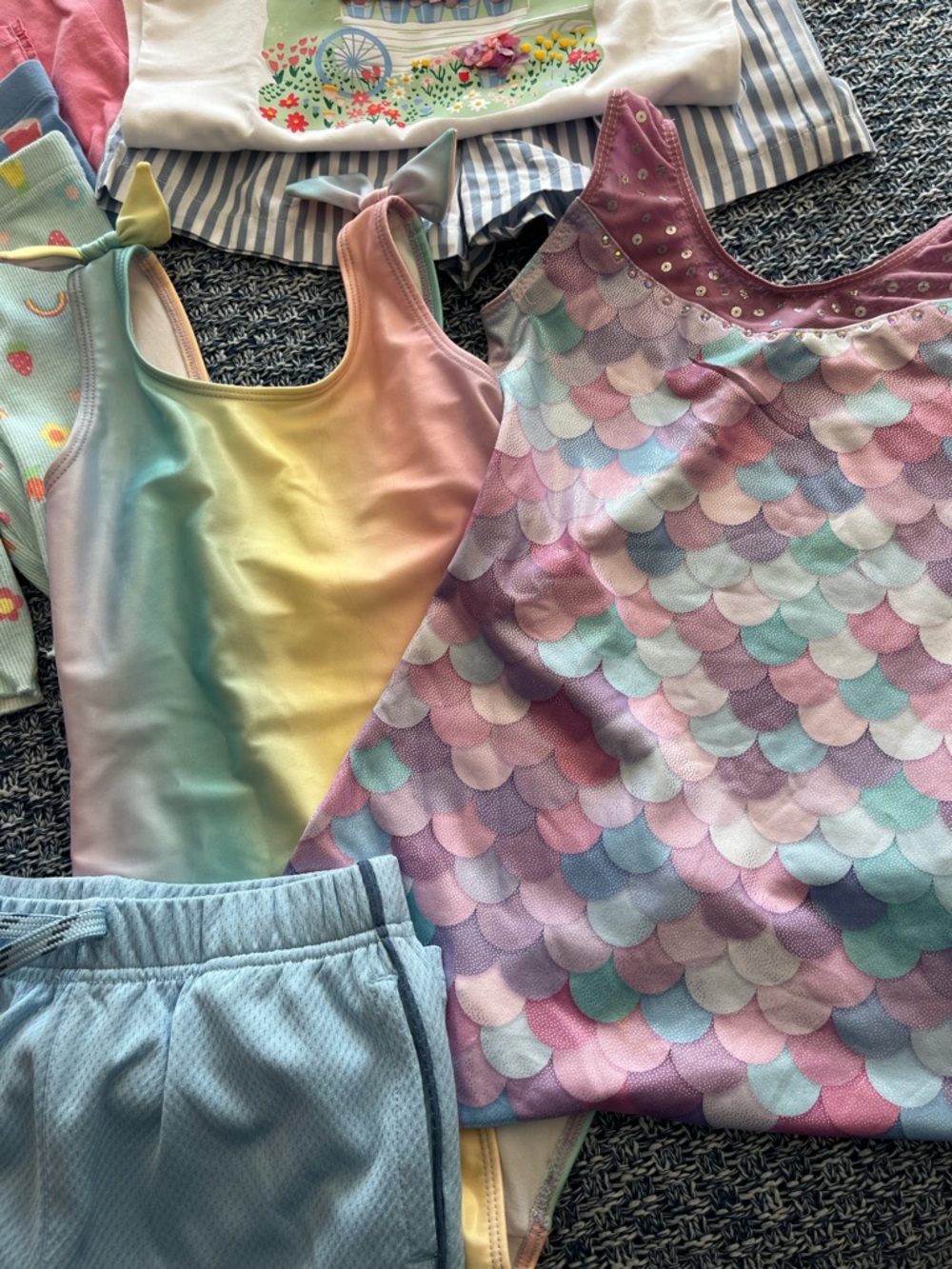 Cat & Jack Girls Mix Swim & Play Set - Pink, Blue, Pastel Rainbow, Mint Fits 5T - Picture 8 of 8